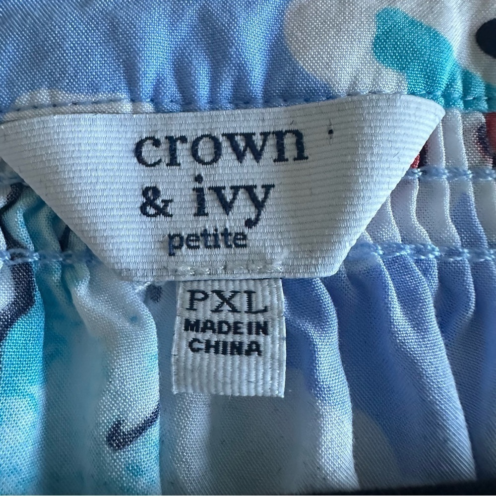 Crown & Ivy Top Womens Blue Coral Shells VNeck PXL Flowy Beachy Resortwear Comfy - Picture 7 of 9